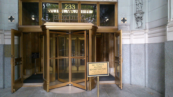 14 entrance to the Woolworth Building