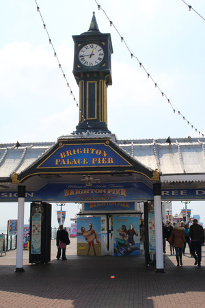 Brighton Pier entrance