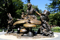 116 Alice in Wonderland, Central Park
